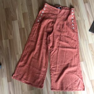 Fun pants with button detailing